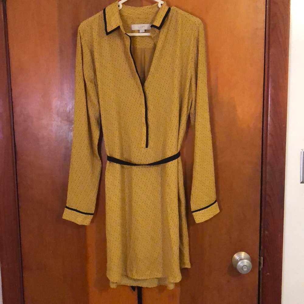 LAST CHANCE Beautiful mustard loft dress